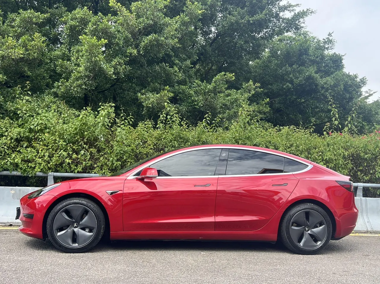 Tesla 2020 Model 3 Standard Endurance Rear Drive Upgraded Automatic Gear 3
