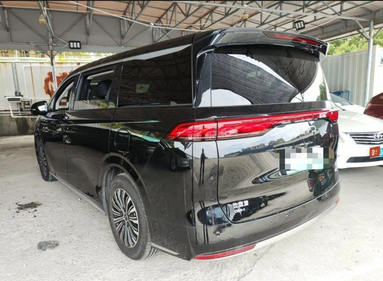 BYD 2025 M9 1.5T stepless 1060 pilot version of automatic gear 3