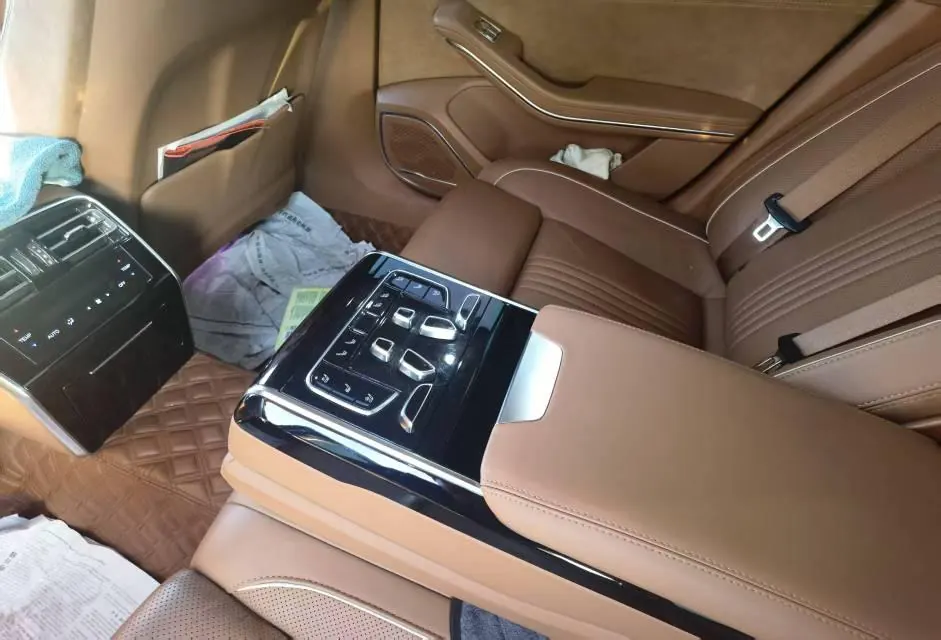 HongQi 2020 H9 48V 2.0T Zhilian Flag Edition Automatic Gear 8