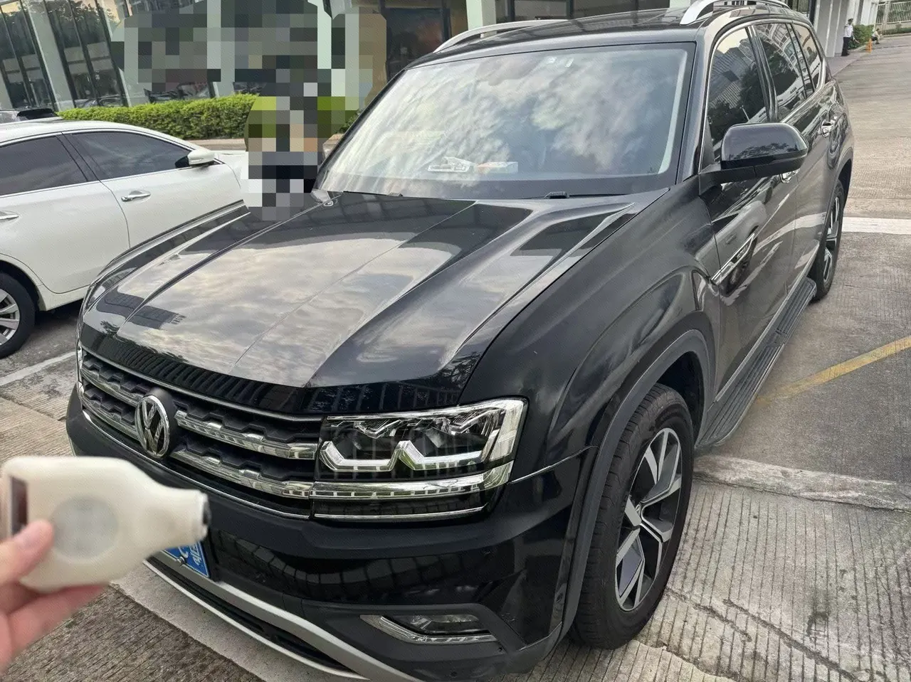 Открыть галерею: Volkswagen 2020 Tuang 2.0TSI 380TSI Four-wheel Drive Deluxe Edition Automatic Gear