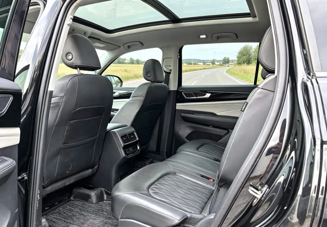 Volkswagen 2024 Tuang 2.0TSI 380TSI 4WD Respect Deluxe Automatic Transmission 6