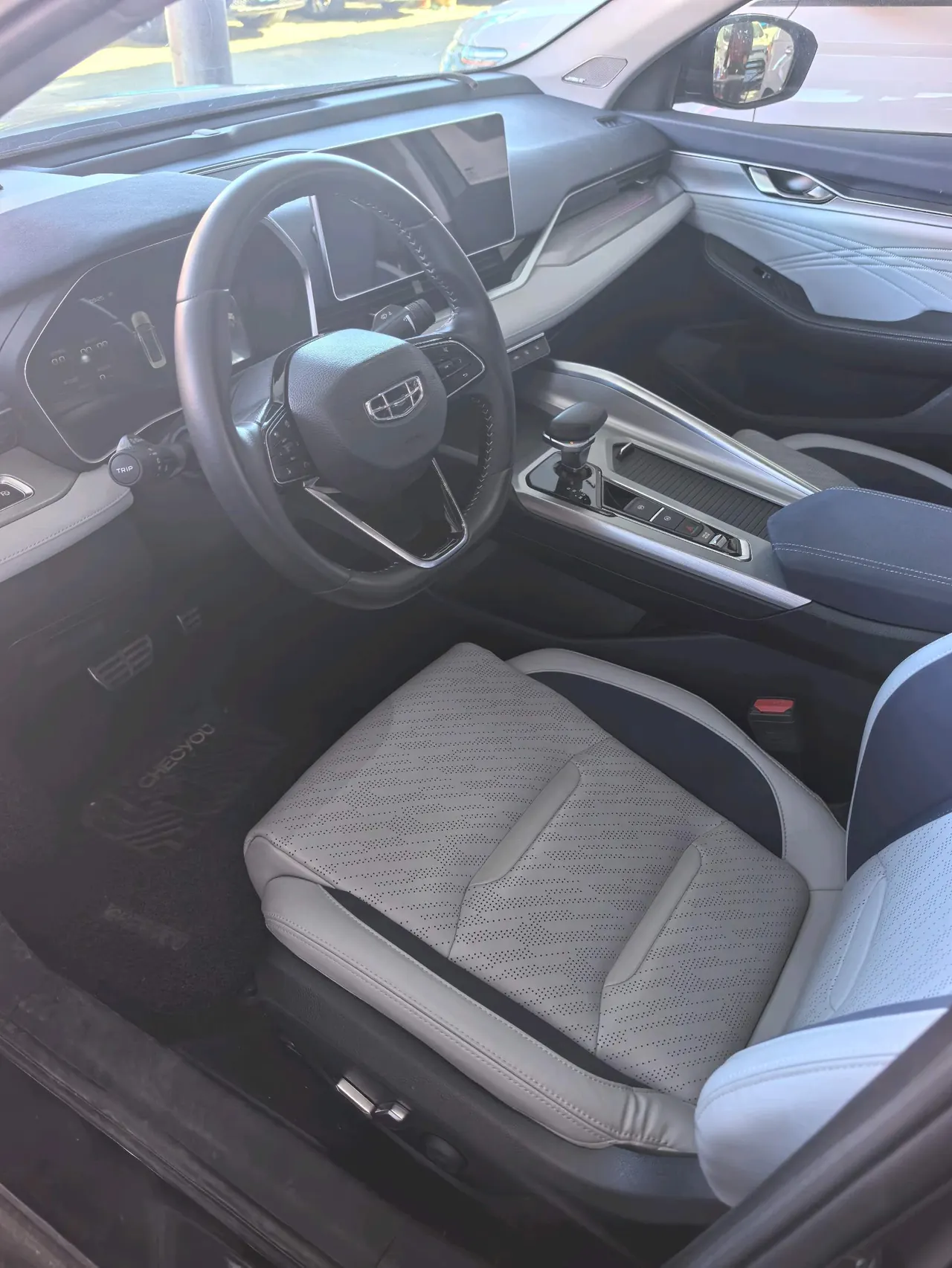 Geely 2020 xingrui 2.0T distinguished automatic gear 6
