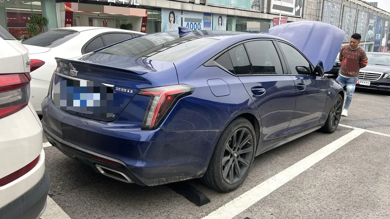 Cadillac 2023 CT5 2.0T 28T honorable automatic gear 3