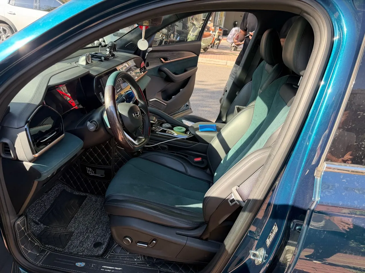 Geely 2021 XingyueL (Monjaro) 2.0TD EVO two-wheel drive distinguished automatic transmission 8