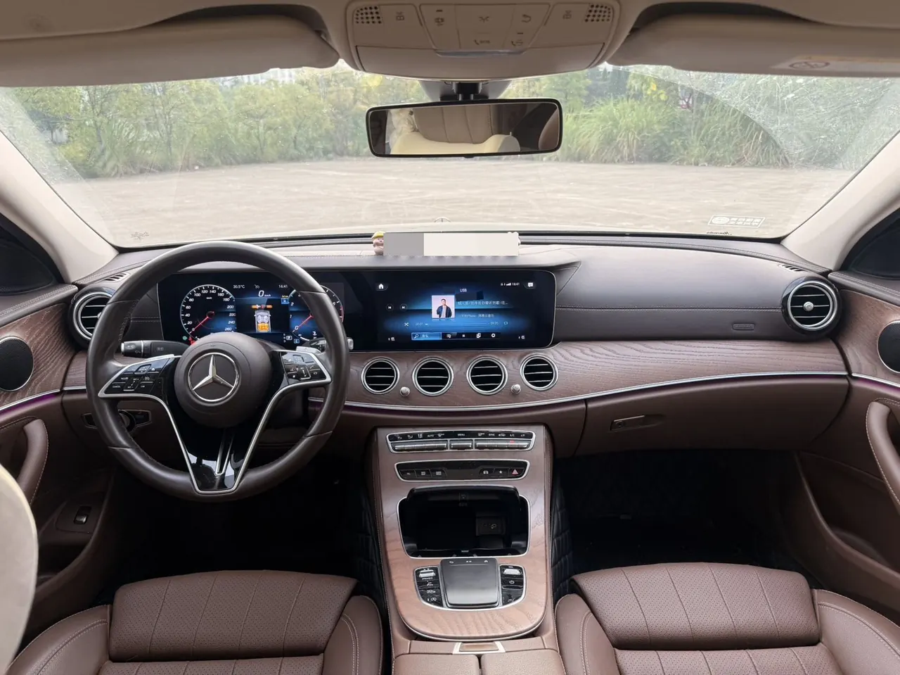 Mercedes Benz E Class 2023 E 260 L 2.0T Automatic 6