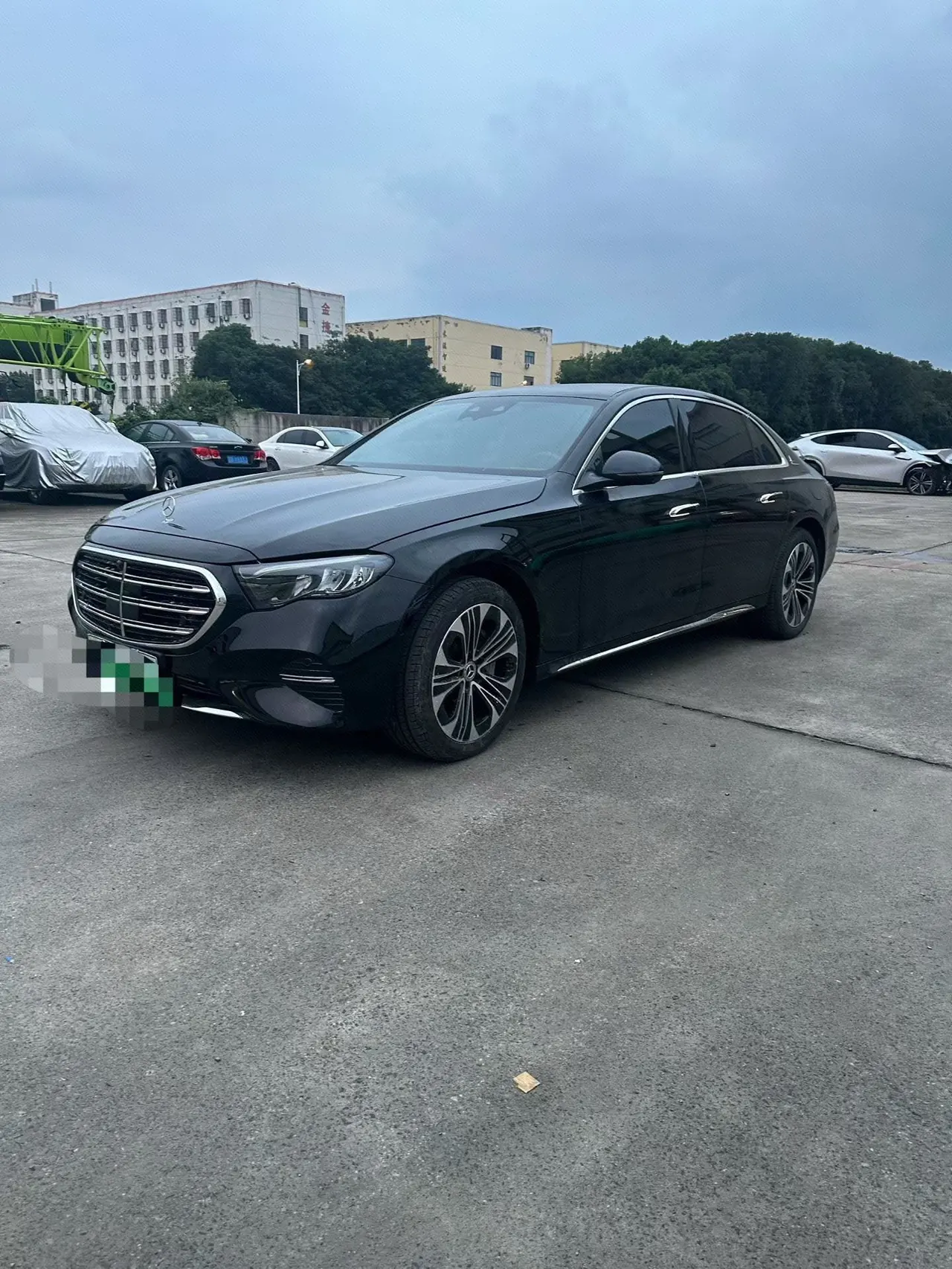 Mercedes Benz Class E New Energy 2024 E 350 e L 2.0T Automatic Gear - View 1