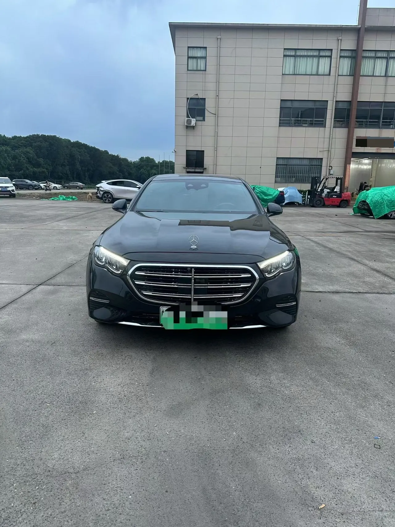 Mercedes Benz Class E New Energy 2024 E 350 e L 2.0T Automatic Gear 3