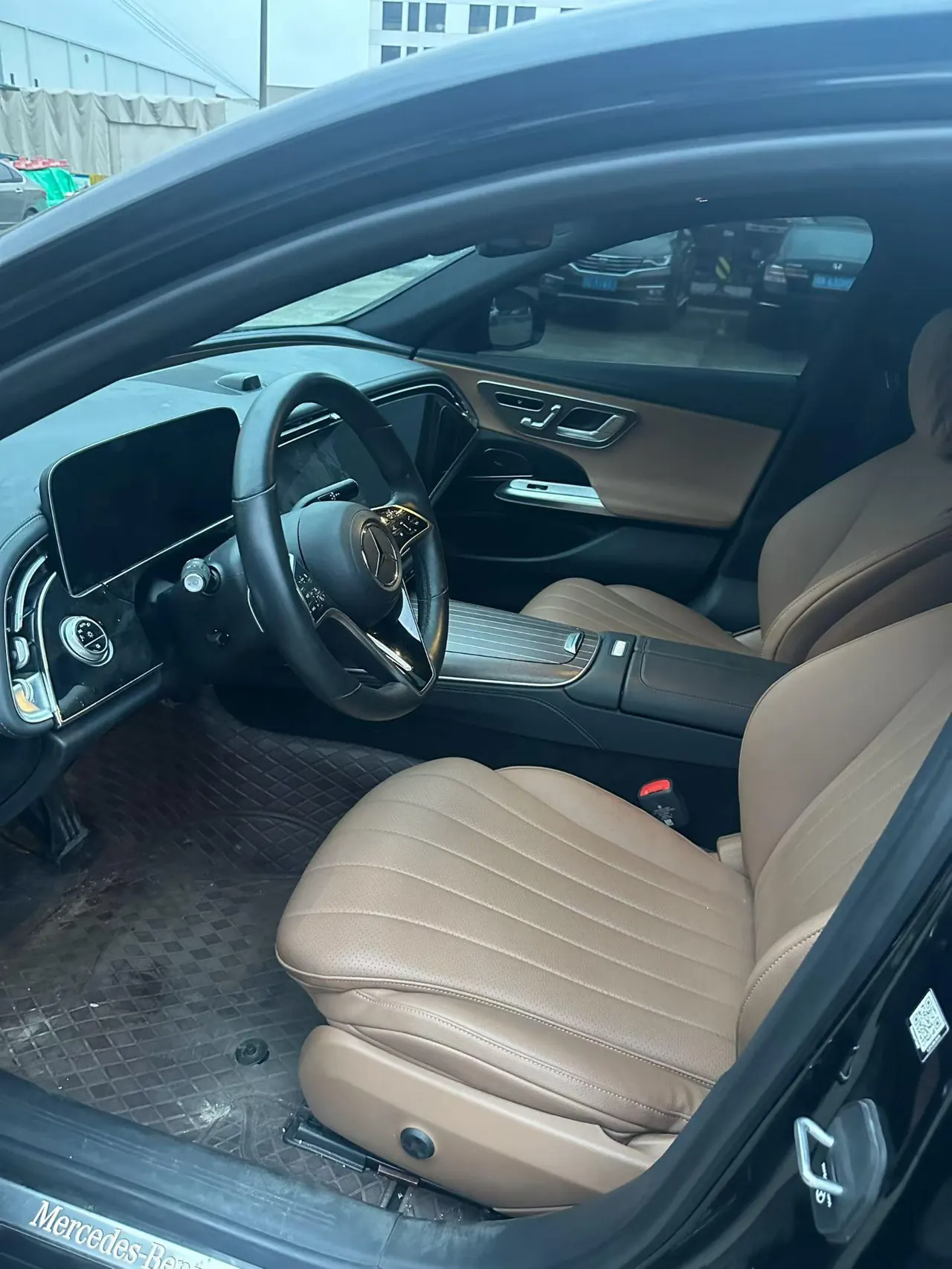 Mercedes Benz Class E New Energy 2024 E 350 e L 2.0T Automatic Gear 4