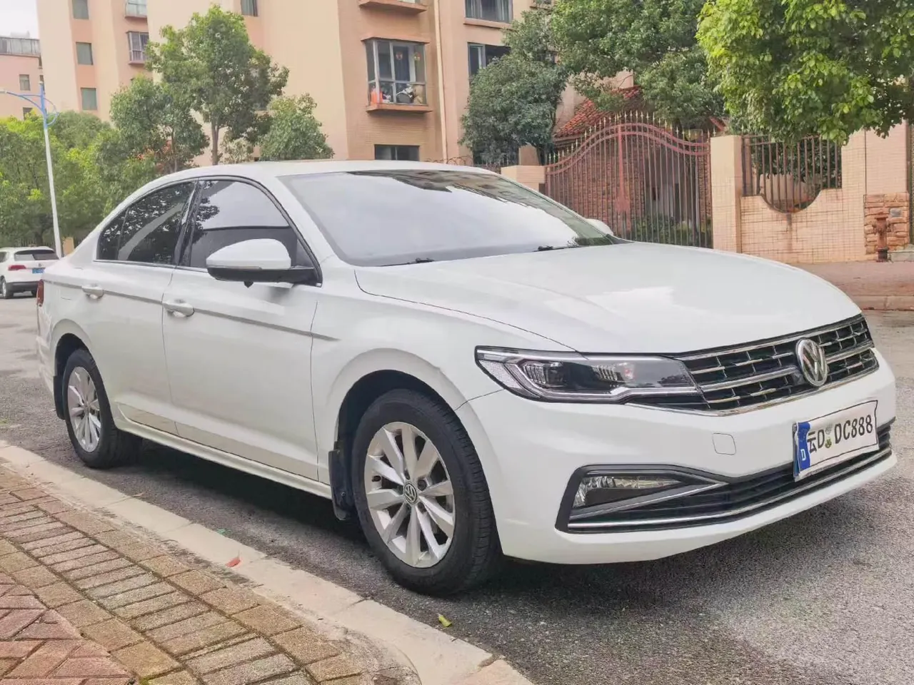 Volkswagen 2020 Bora 1.5 Comfortable Automatic 3