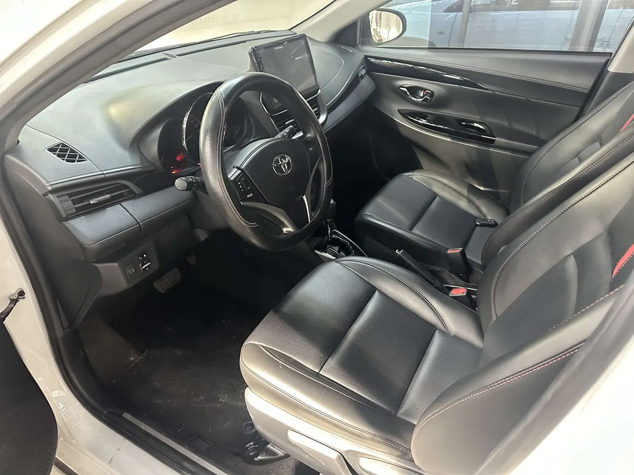 Toyota yaris 2022 YARiS L to dazzle 1.5 stepless luxury PLUS version of automatic gear 2