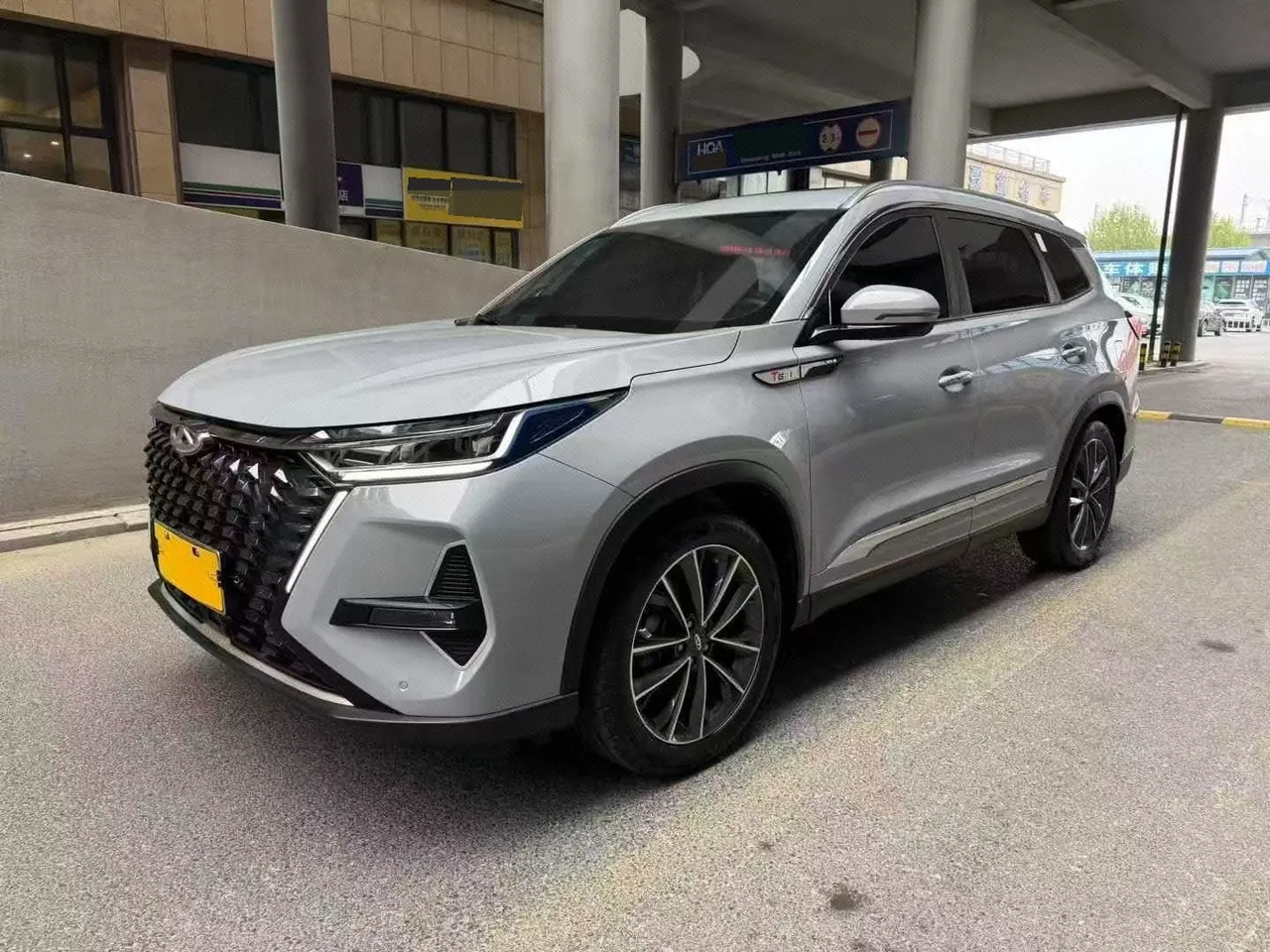 Open image lightbox: Chery 2022 Ruihu 8 PRO 2.0T 390T 4-wheel drive storm version 7-seat automatic gear