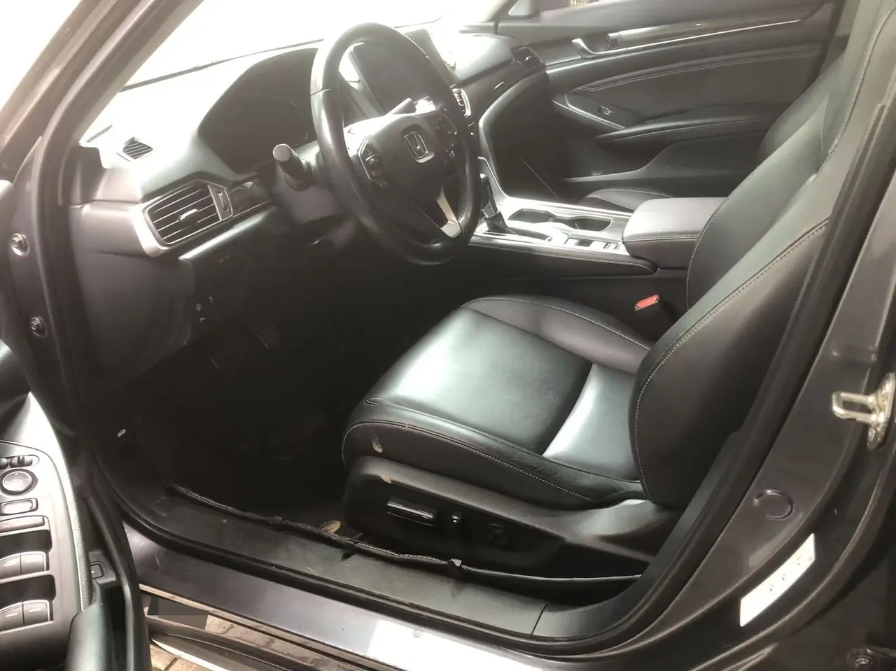 Honda 2022 10th Generation Accord 1.5T Stepless 260TURBO Magic Night Premium Edition Automatic Gear 5