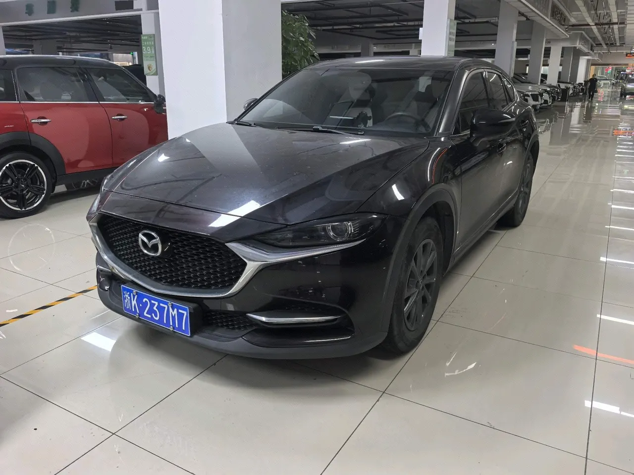 Open image lightbox: Mazda 2020 CX-4 100.00g Drive Blue Sky Exploration Edition Automatic Gear