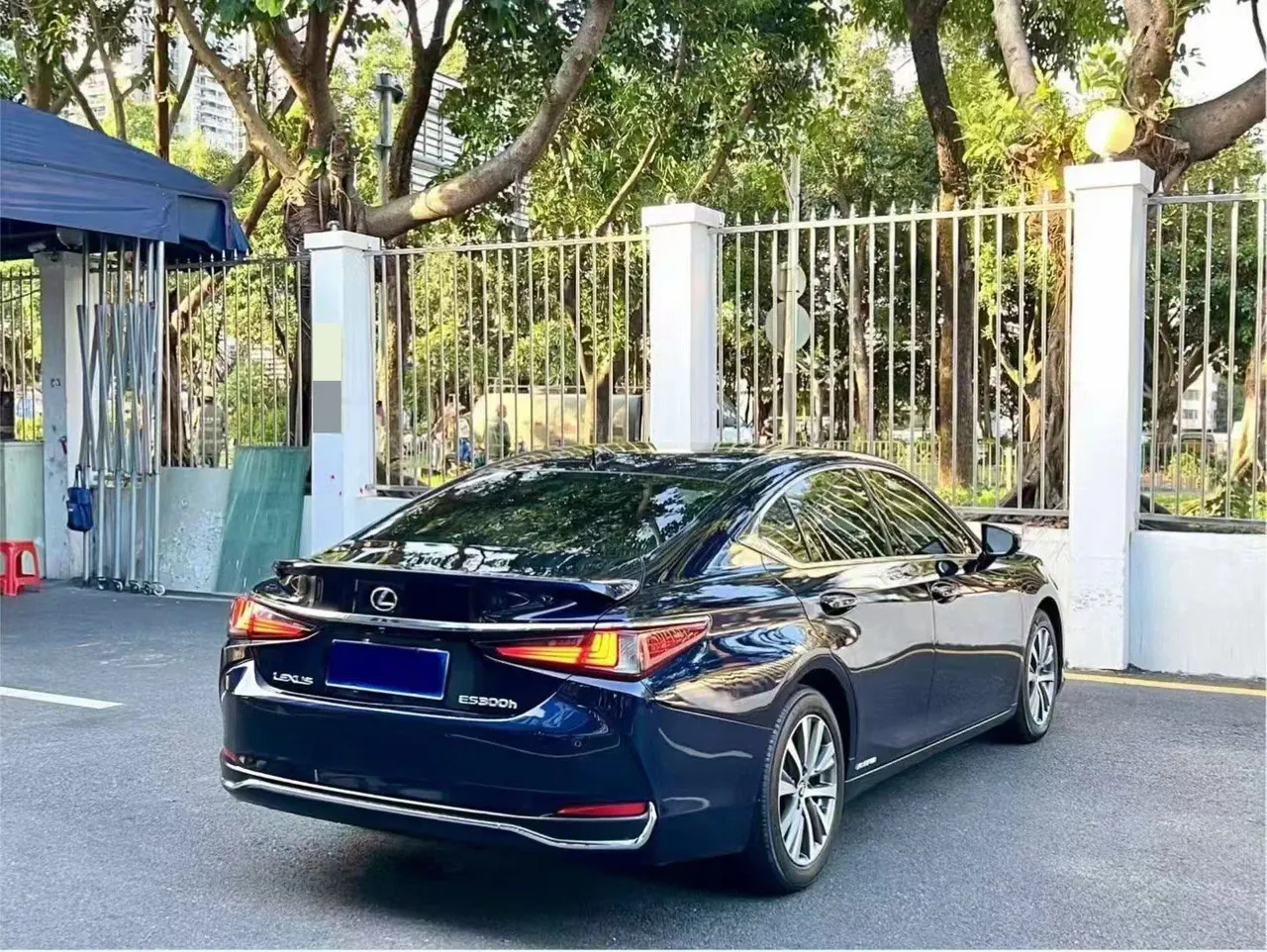 Lexus ES (Imported) 2021 ES300h 2.5 Stepless Premium Edition Automatic Gear 7