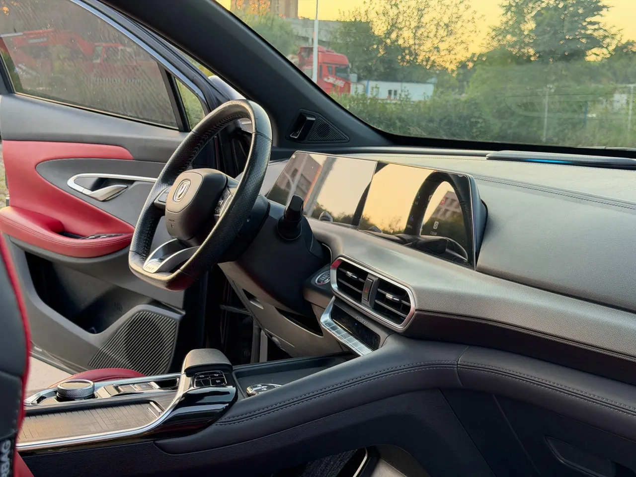 ChangAn 2020 UNI-T 1.5T honorable automatic gear 18