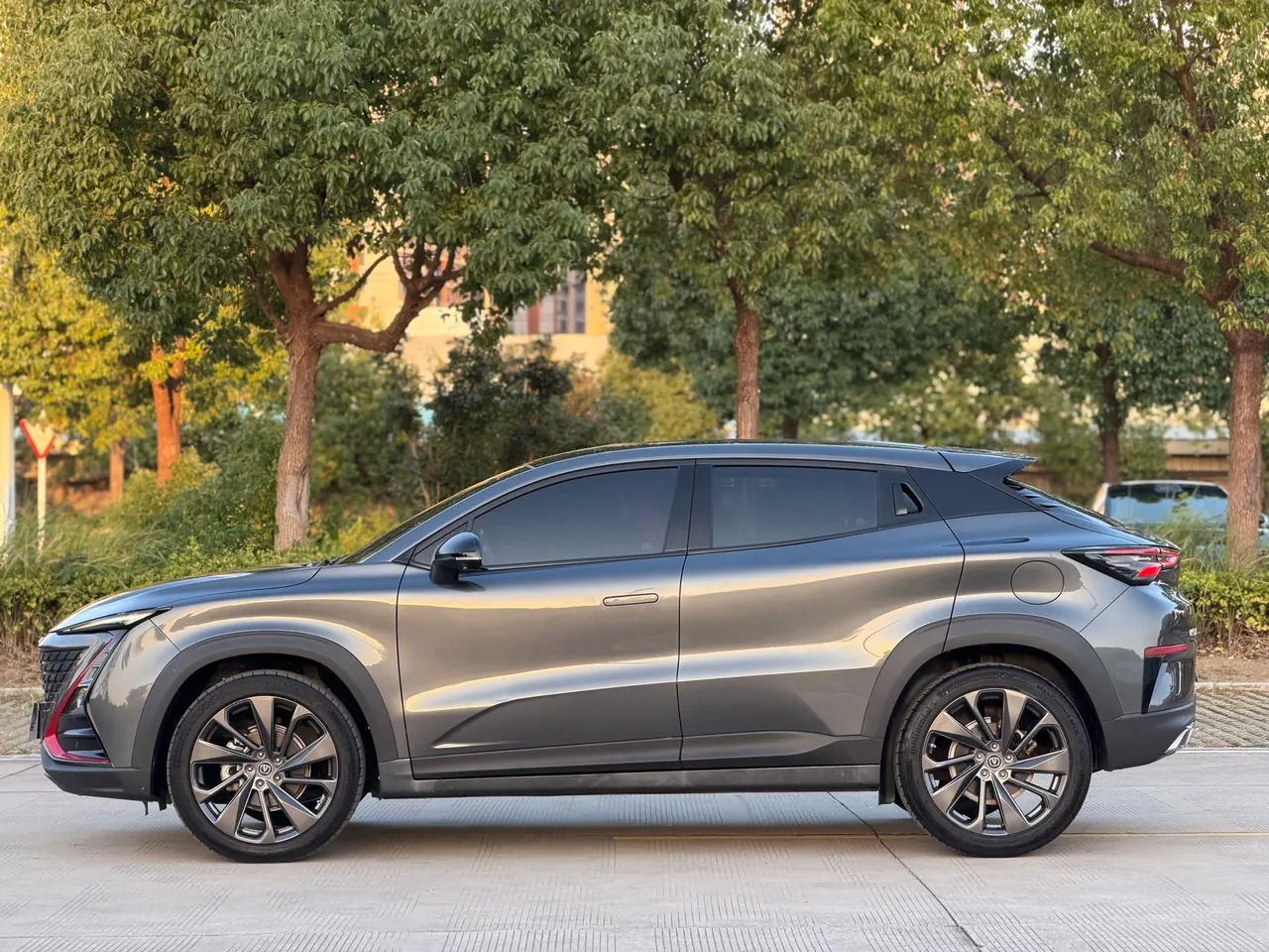 ChangAn 2020 UNI-T 1.5T honorable automatic gear 6