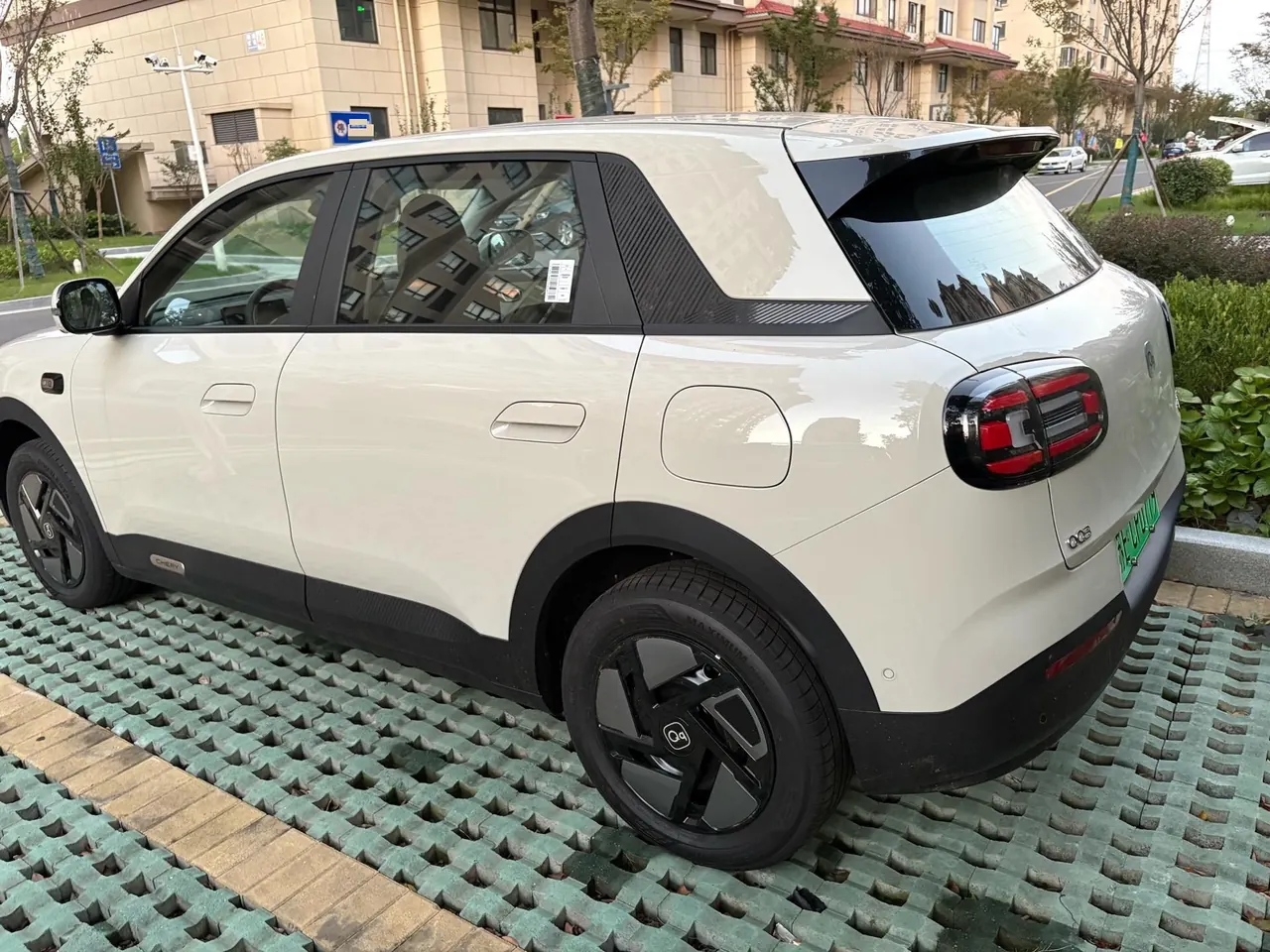 Chery 2026 QQ3 EV 420 Sharing Edition Automatic Gear 3