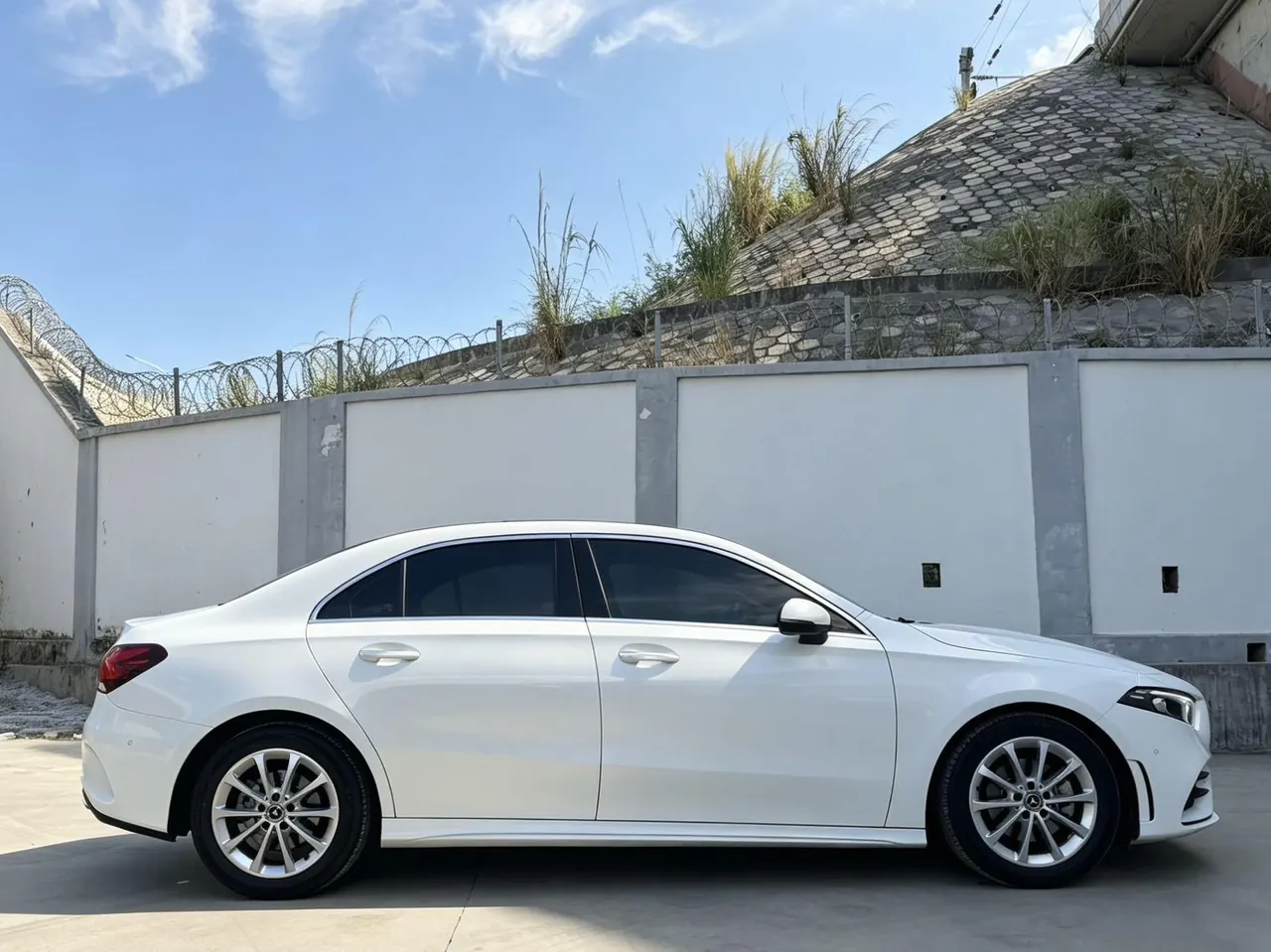 Mercedes Benz Class A 2020 A 200 L 1.3T Fashion (Modified) Automatic Gear 3
