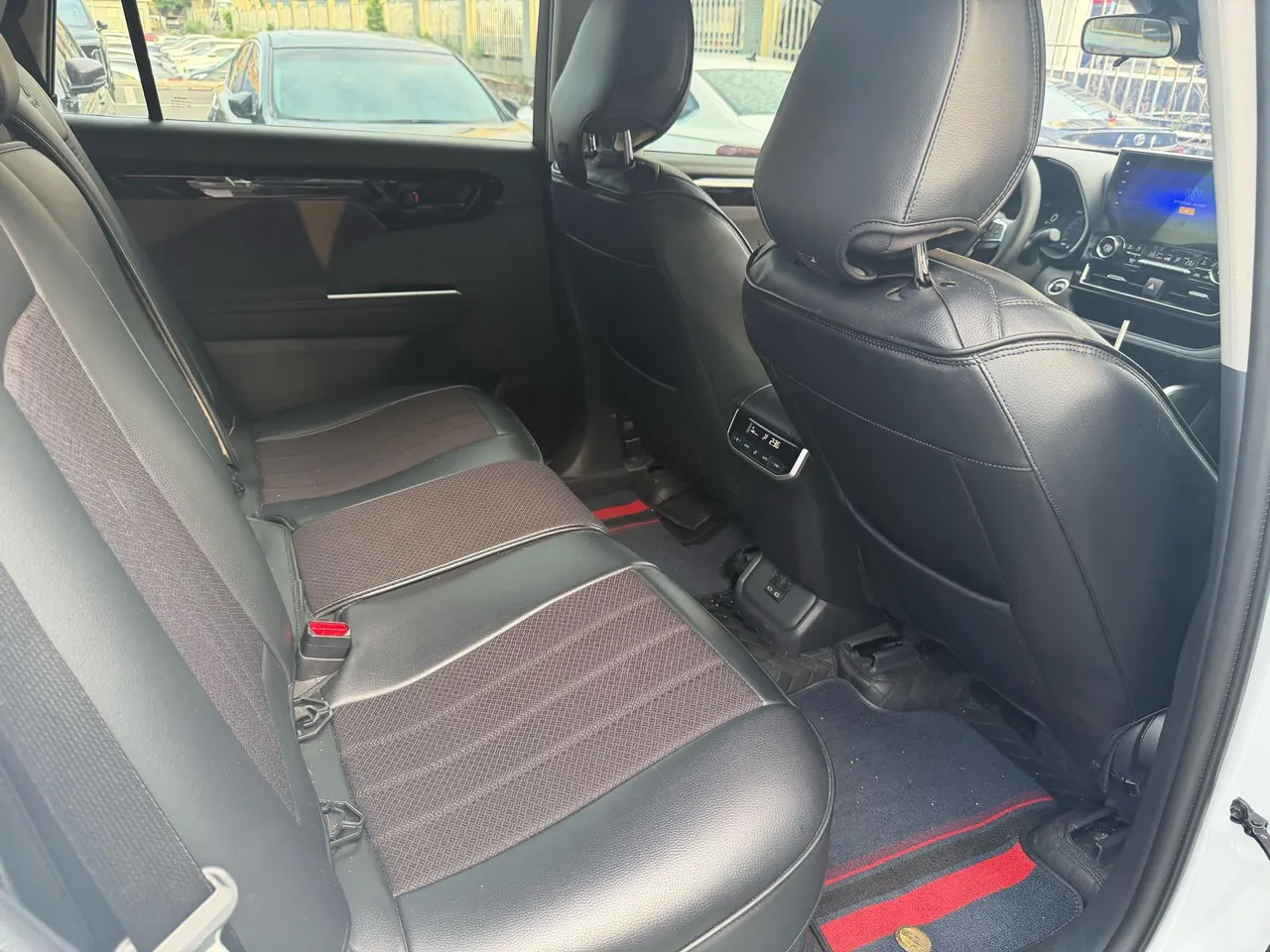 Toyota 2023 Highlander Dual Engine 2.5 Stepless Intelligent Electric Hybrid Two-Drive Elite Edition 5-seat Automatic Transmission 4