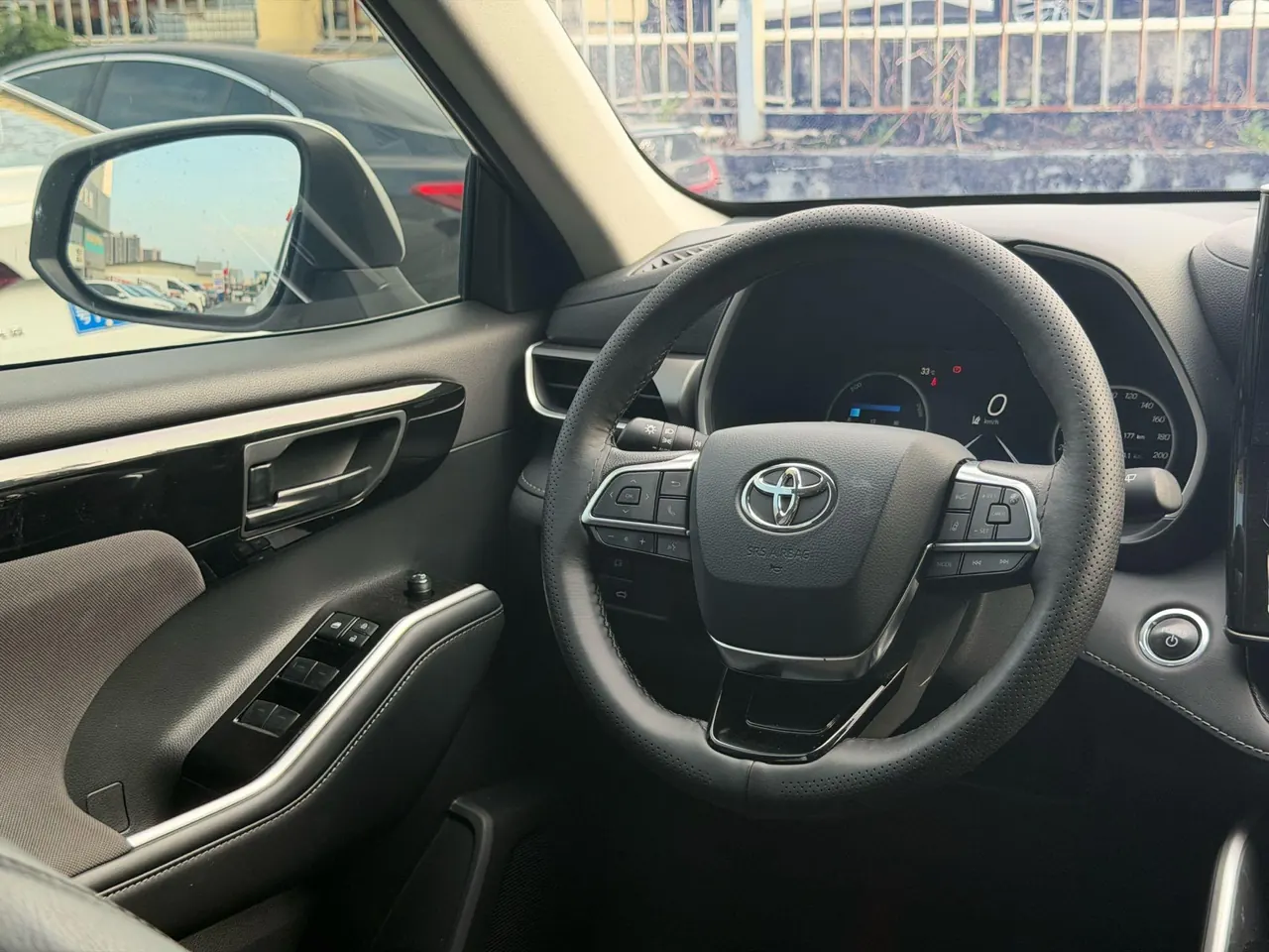 Toyota 2023 Highlander Dual Engine 2.5 Stepless Intelligent Electric Hybrid Two-Drive Elite Edition 5-seat Automatic Transmission 8