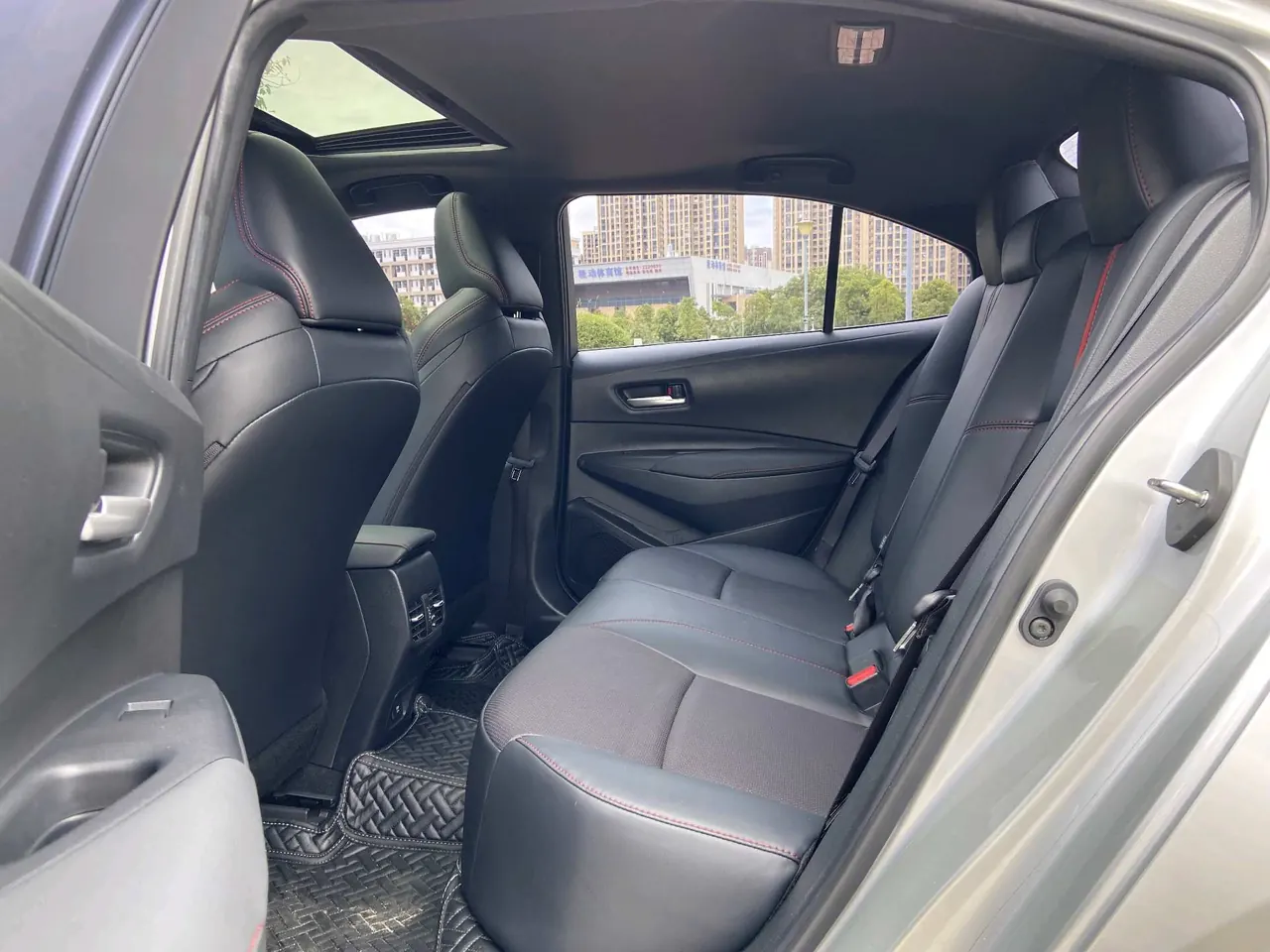 Toyota 2021 Lei Ling 1.2T Stepless 185T Sports Edition Automatic Gear 8