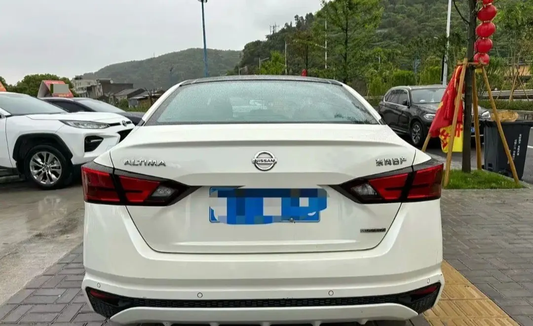 Nissan 2021 Teana 2.0 Stepless XL Comfort Edition Automatic Gear 3