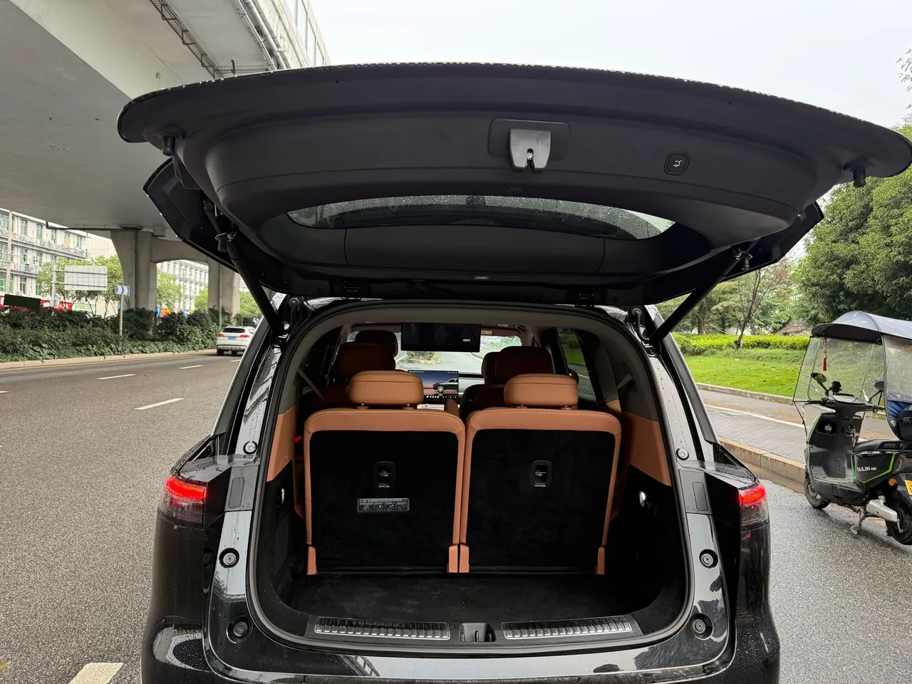 Leapmotor 2026 D 19 500 Zhizun Edition 6-seat Automatic Gear 7