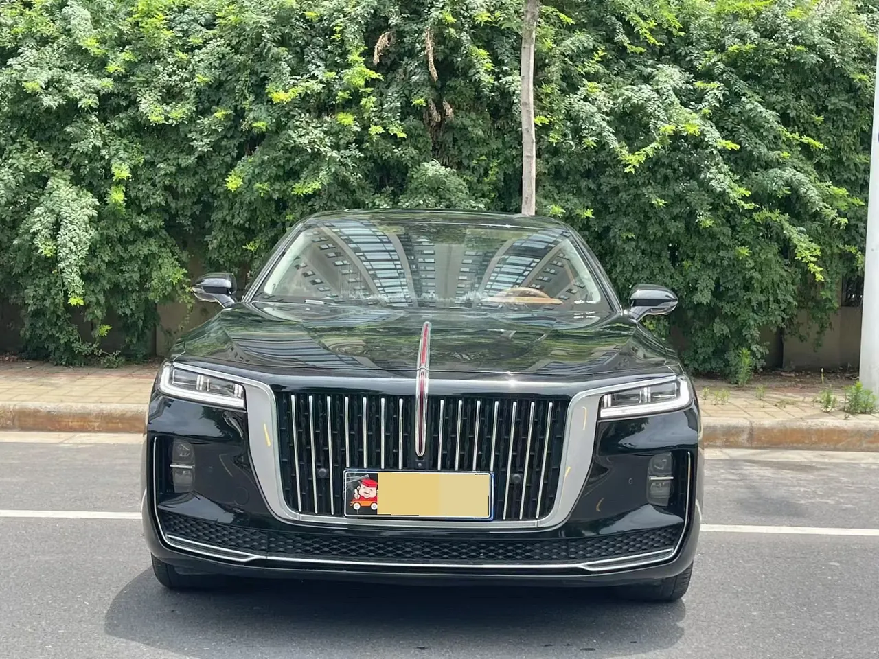 HongQi 2020 H9 48V 2.0T Zhilian Flag Edition Automatic Gear 2