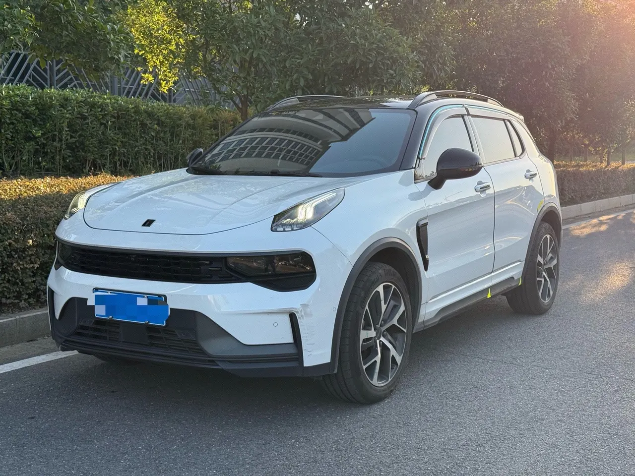 LYNK&amp;CO 2021 LYNK&amp;CO 01 2.0TD four-wheel drive Halo automatic gear - View 1