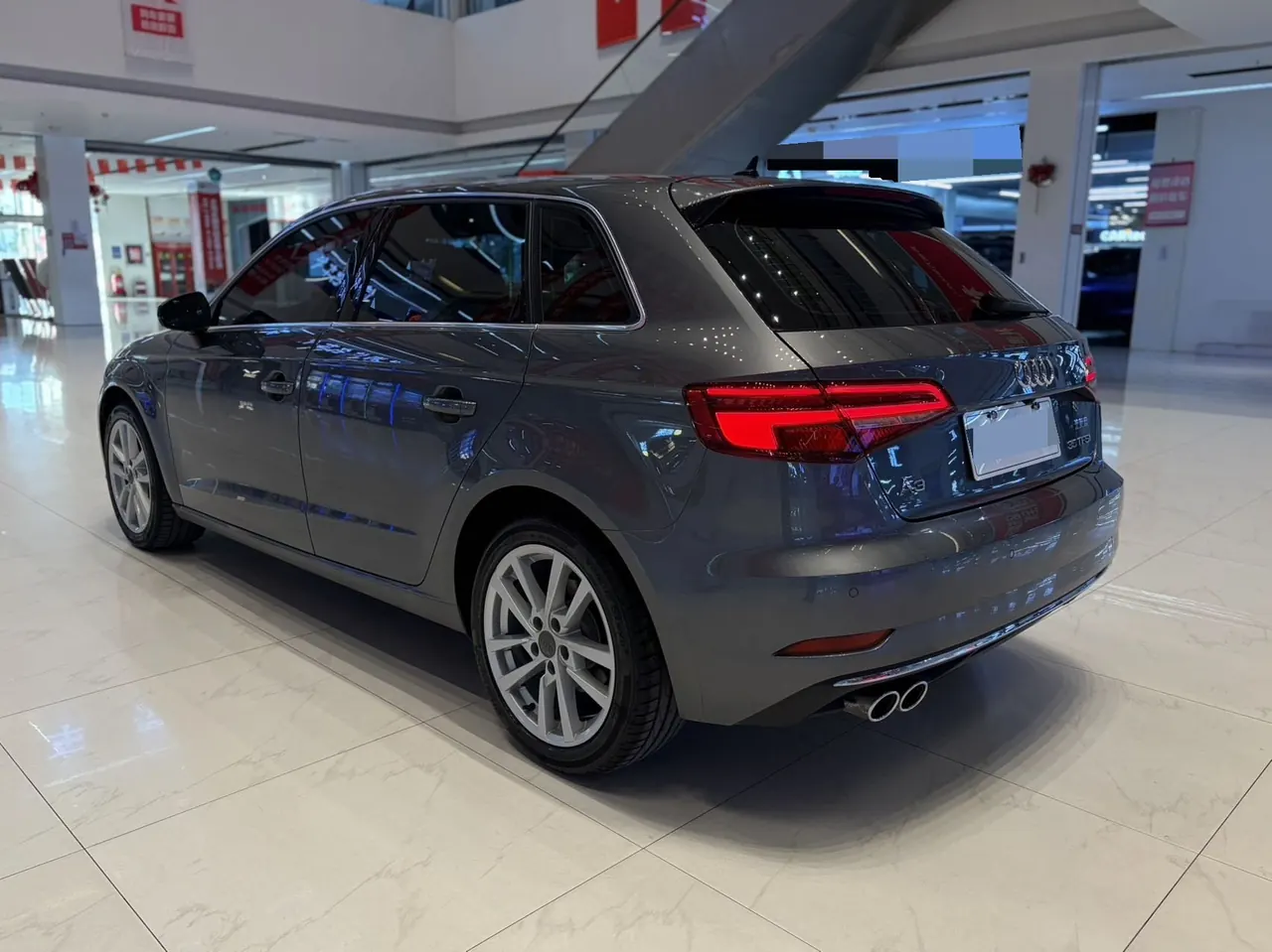 Audi 2020 A3 Sportback 1.4TFSI 35TFSI aggressive automatic gear 2