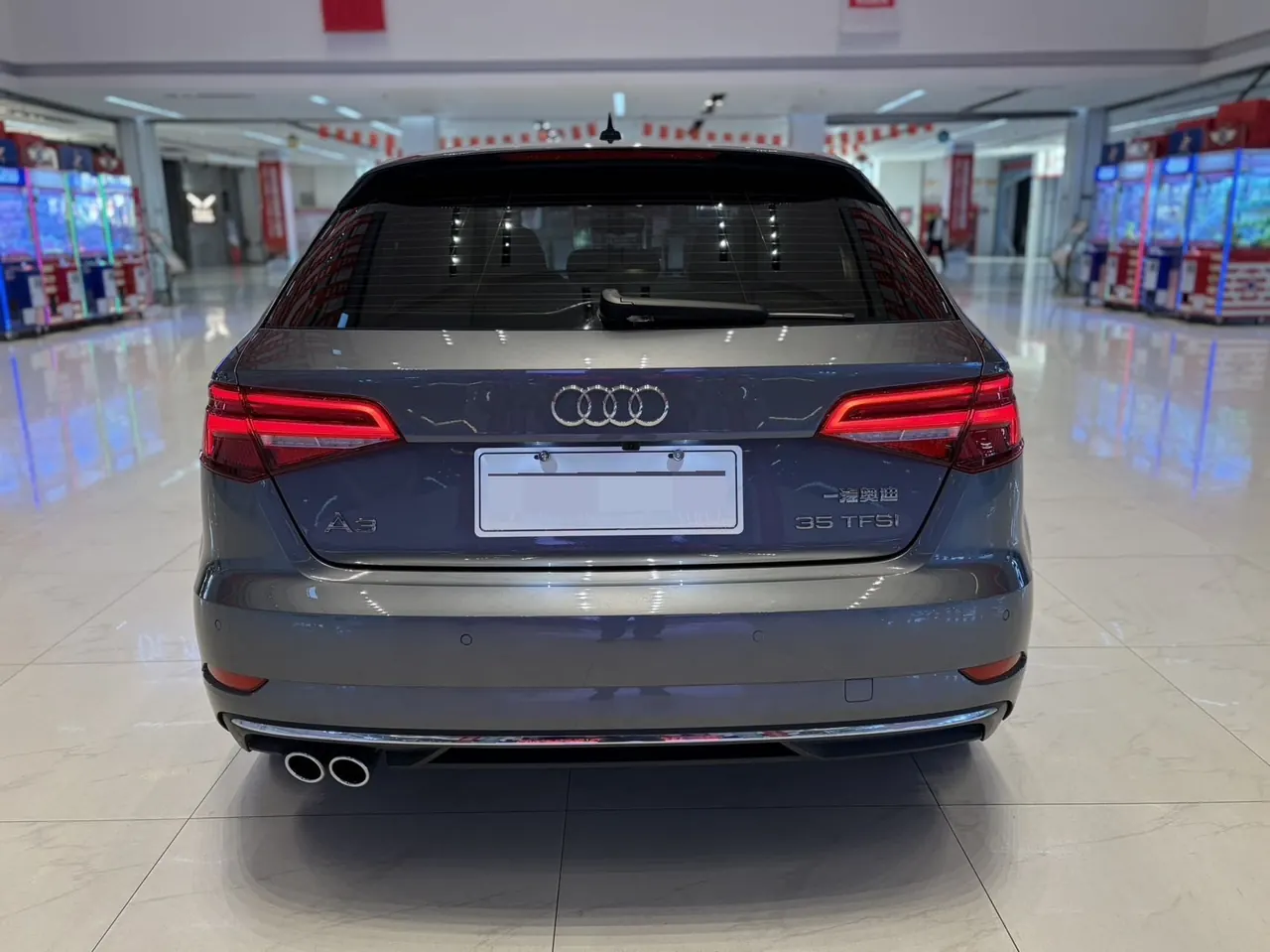 Audi 2020 A3 Sportback 1.4TFSI 35TFSI aggressive automatic gear 3