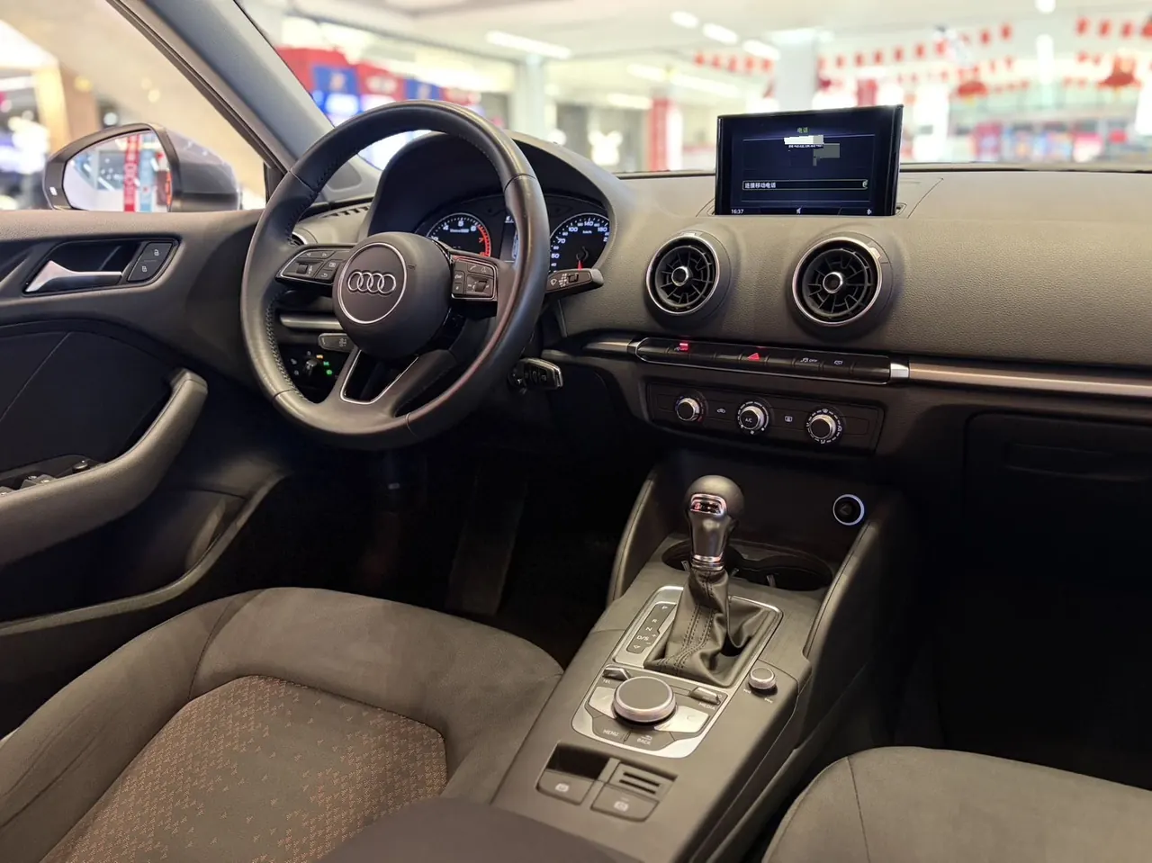 Audi 2020 A3 Sportback 1.4TFSI 35TFSI aggressive automatic gear 6
