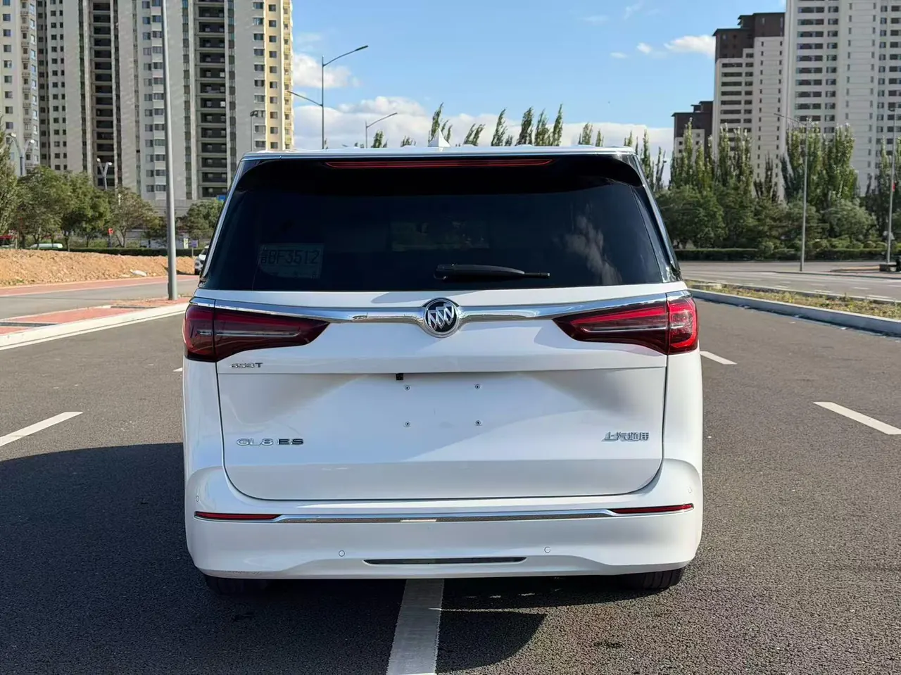 Buick 2021 GL8 ES Lu Zun 2.0T 653T Comfortable Automatic Gear 9