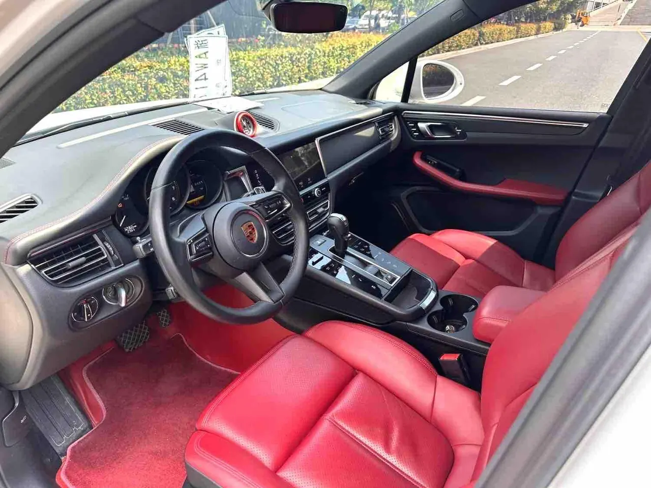 Porsche Macan (Imported) 2023 Macan 2.0T Automatic Gear 7