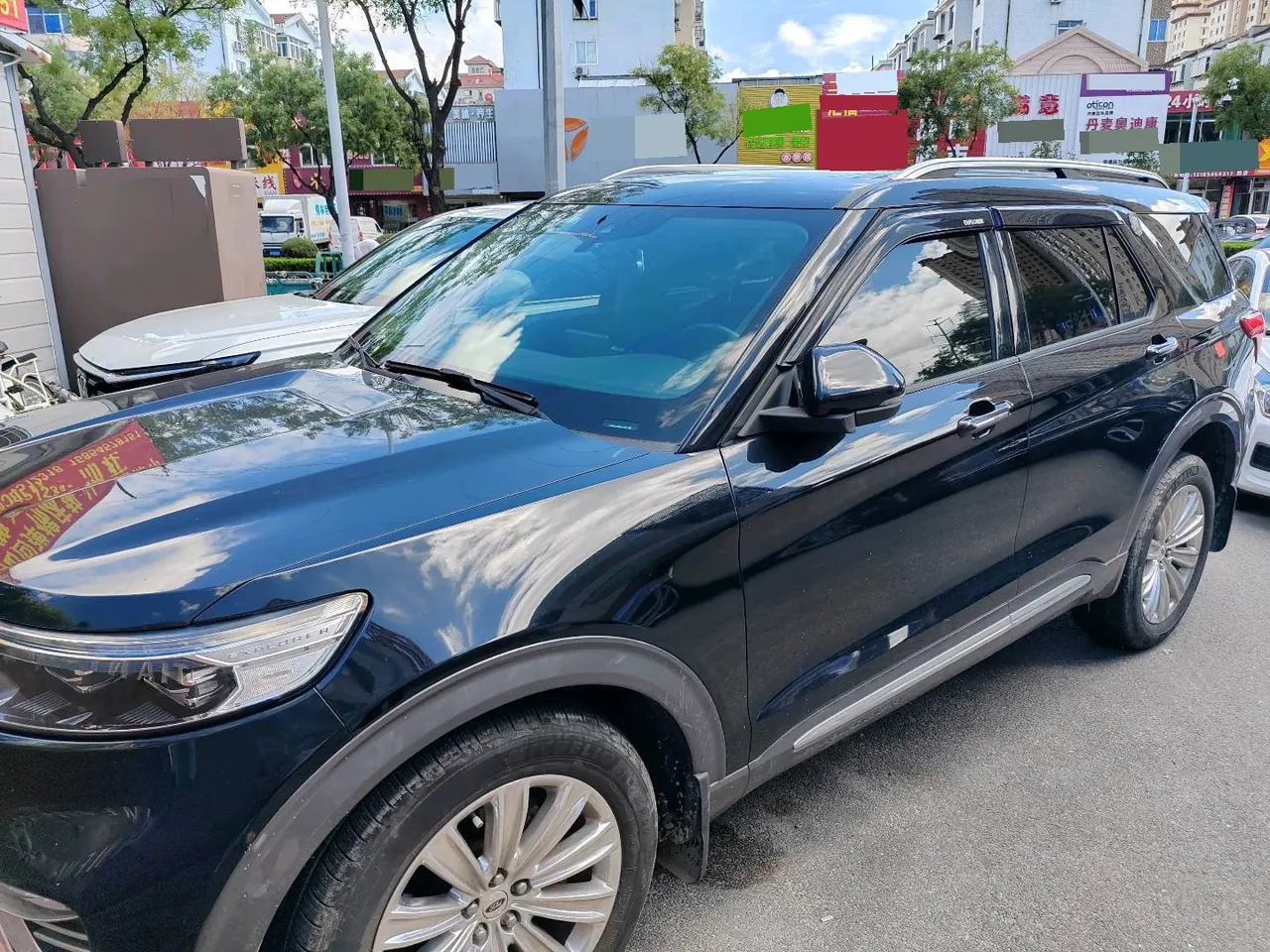 Ford 2020 Explorer 2.3T EcoBoost 285 Four-wheel Drive Titanium Edition 7-seat Automatic Gear - View 1