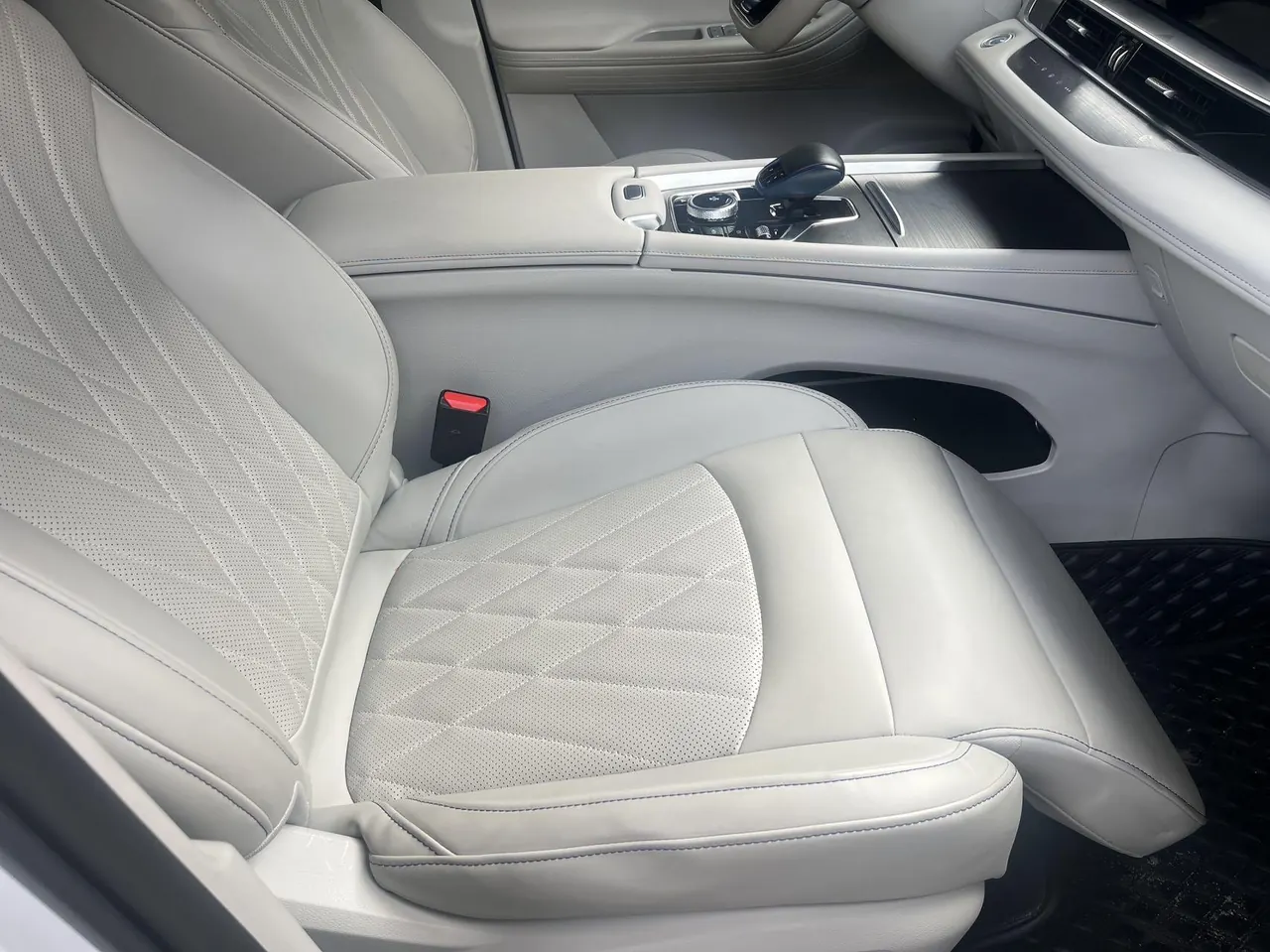 Chery Ruihu 8 PRO New Energy 2023 Ruihu 8 PRO PHEV 1.5T Vertical Edition Automatic Gear 12