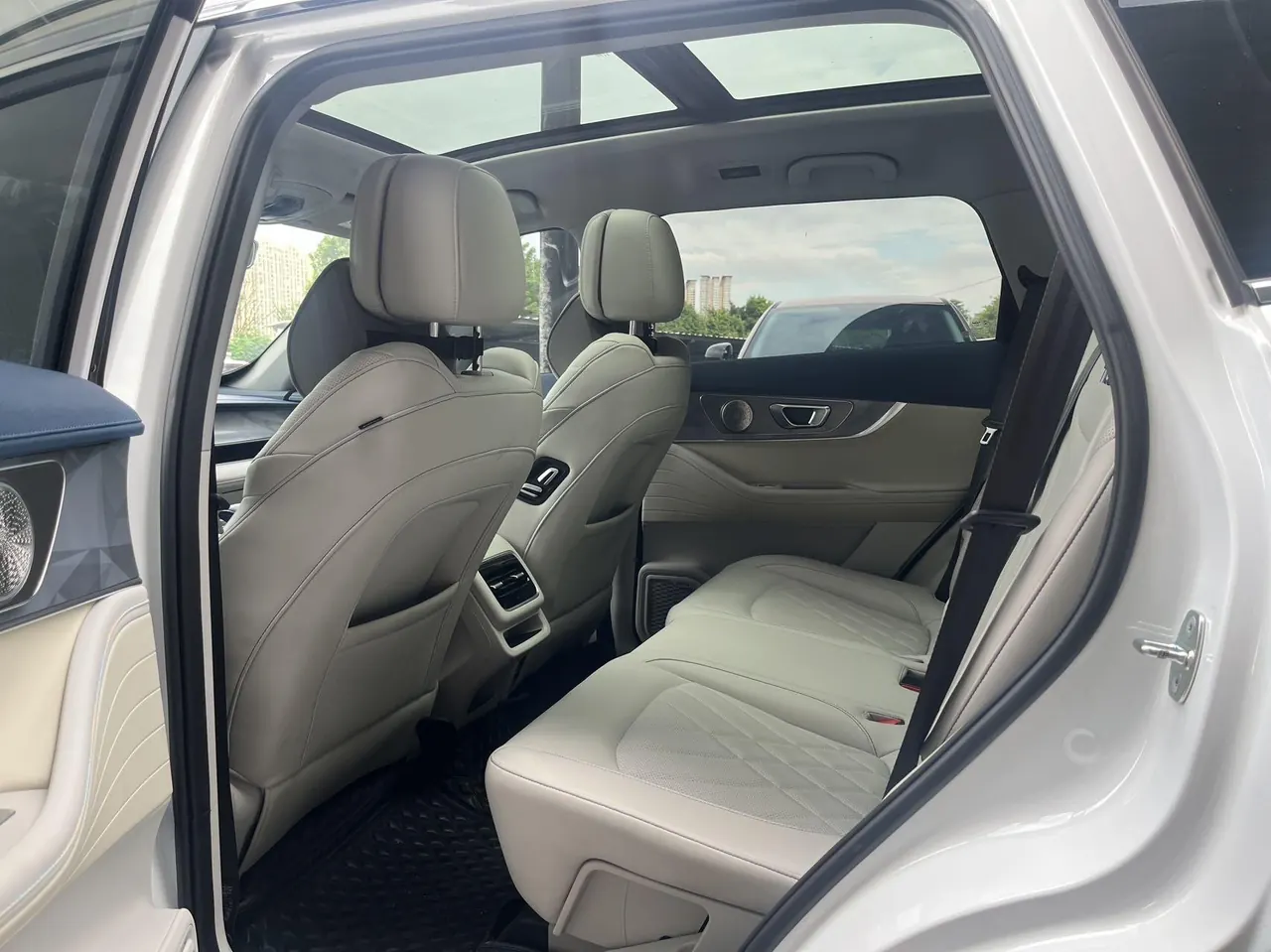 Chery Ruihu 8 PRO New Energy 2023 Ruihu 8 PRO PHEV 1.5T Vertical Edition Automatic Gear 4