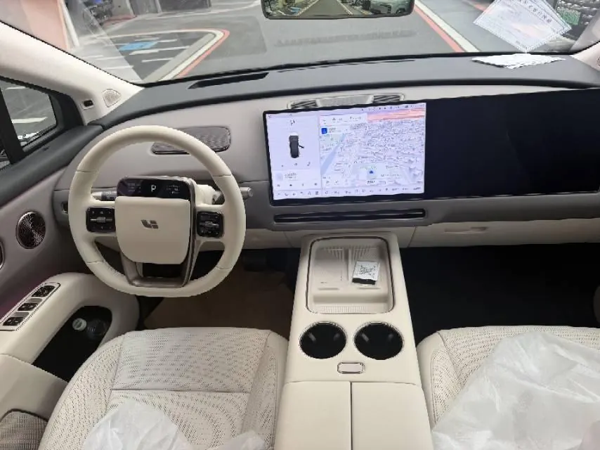 Li 2026 i8 Rear Drive Long Endurance Automatic Transmission 3