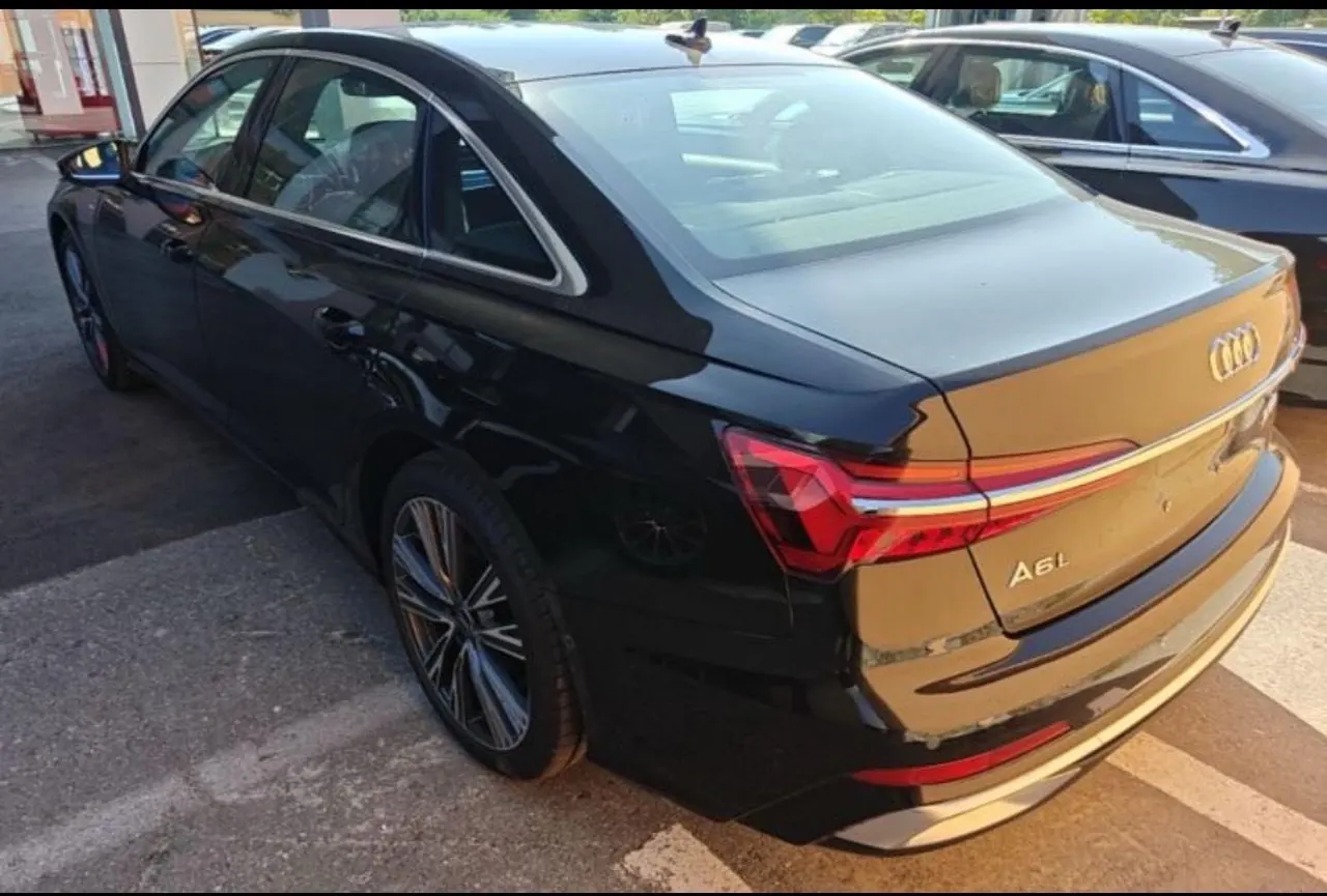 Audi 2026 A6L 2.0TFSI 45TFSI Prestige Dynamic Edition Automatic 4