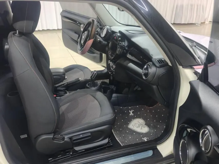 MINI Mini (imported) 2020 Mini One PLUS 1.5T automatic gear 11