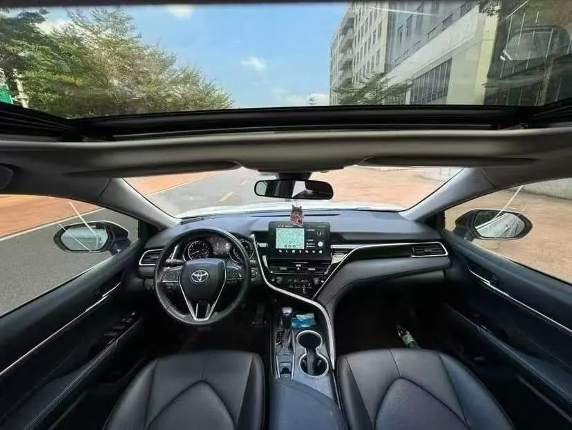 Toyota 2021 Camry 2.0G Stepless Deluxe Edition Automatic Gear 5