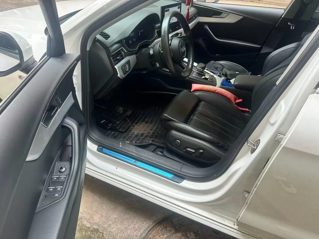 Audi 2020 A4L 2.0TFSI 40TFSI Deluxe Dynamic Automatic 6