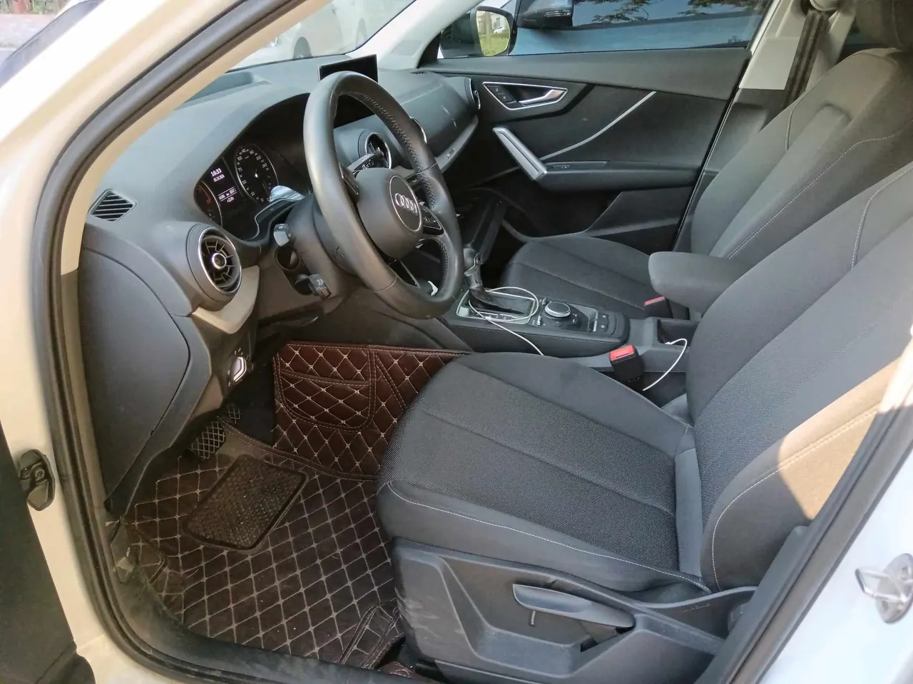 Audi 2020 Q2L 1.4TFSI 35TFSI Aggressive Dynamic Automatic 2
