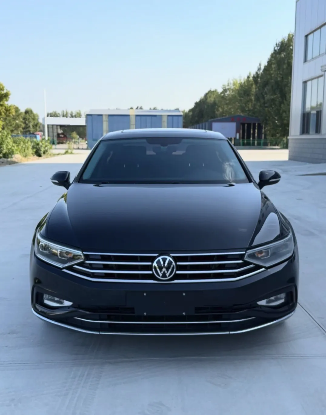 Volkswagen 2020 Magotan 2.0TSI 330TSI luxury automatic transmission 2