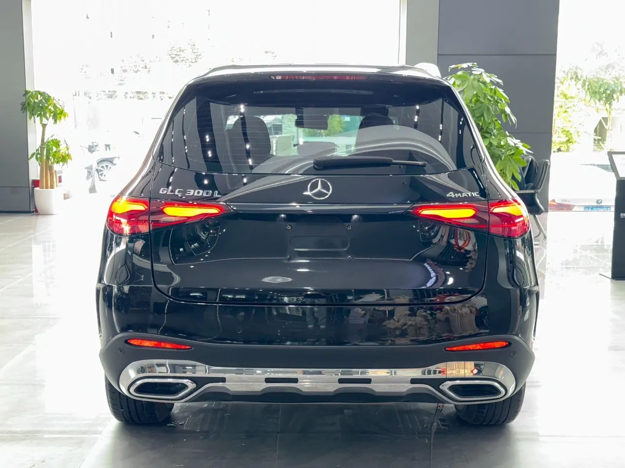 Mercedes Benz 2023 GLC 300 L 4MATIC 48V 2.0T dynamic 7-seat automatic gear 4