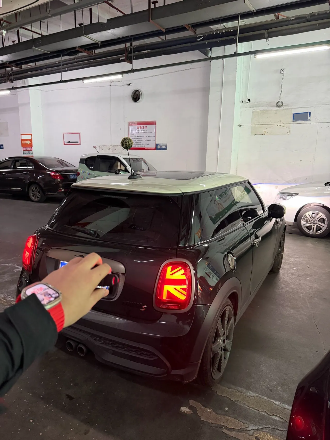 MINI Mini (Imported) 2023 Mini Cooper S 2.0T Arc Special Edition Automatic Gear 3