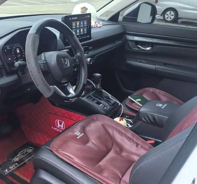 Honda 2025 Hao Ying 1.5T Stepless 240TURBO Two-Drive Deluxe Edition 5-seat Automatic Gear 4