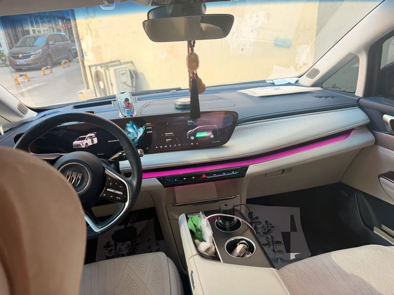Buick 2024 GL8 Lu Zun PHEV 1.5T Luxury Edition 7-seat Automatic Gear 2