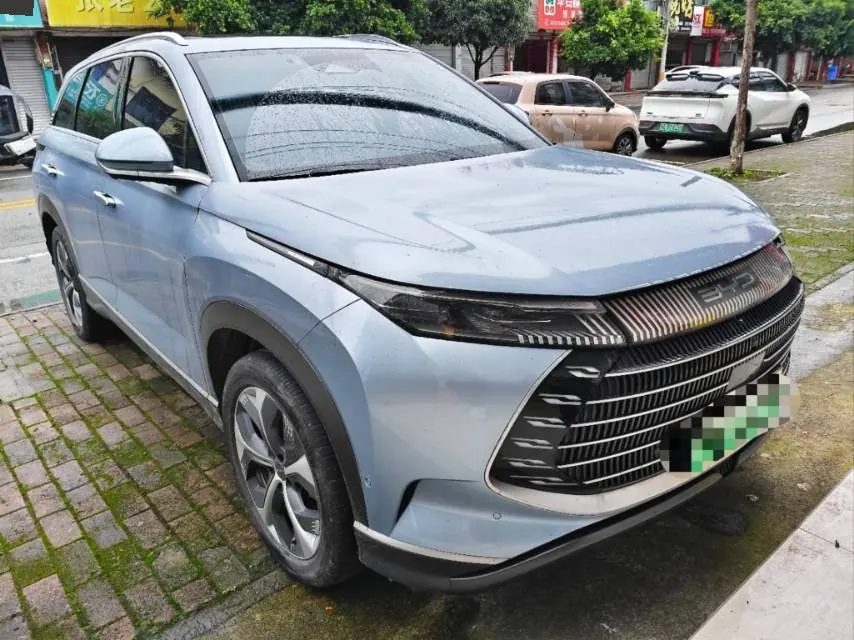 BYD 2023 frigates 07 DM-i 1.5T stepless 100KM flagship automatic gear 2
