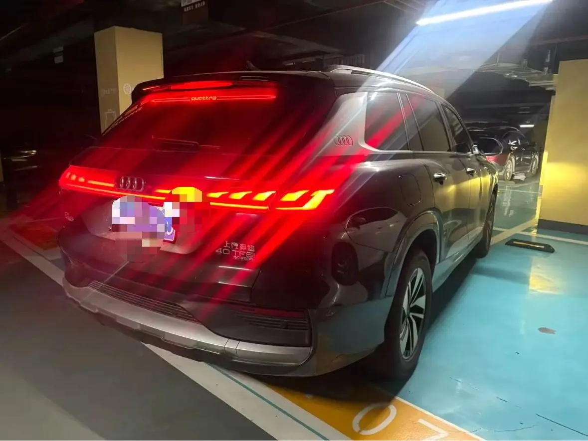 Audi 2025 Q6 2.0TFSI 40TFSI Quattro Commemorative Edition Yu Lin Set 7-seat Automatic Block 7